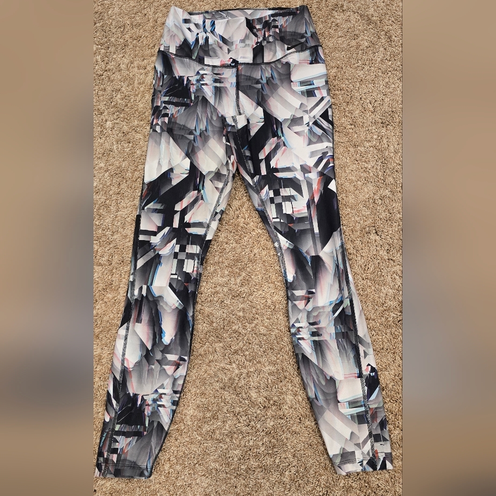 Nike Dri-FIT Abstract Pattern Leggings Women's Medium